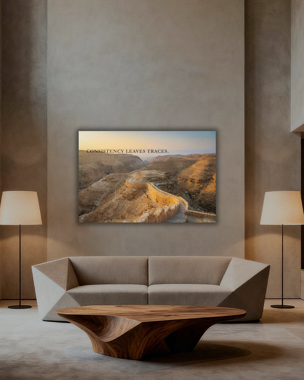 Mindset-Statement Wandbild "Consistency leaves traces" auf Alu-Dibond im Wohnbereich